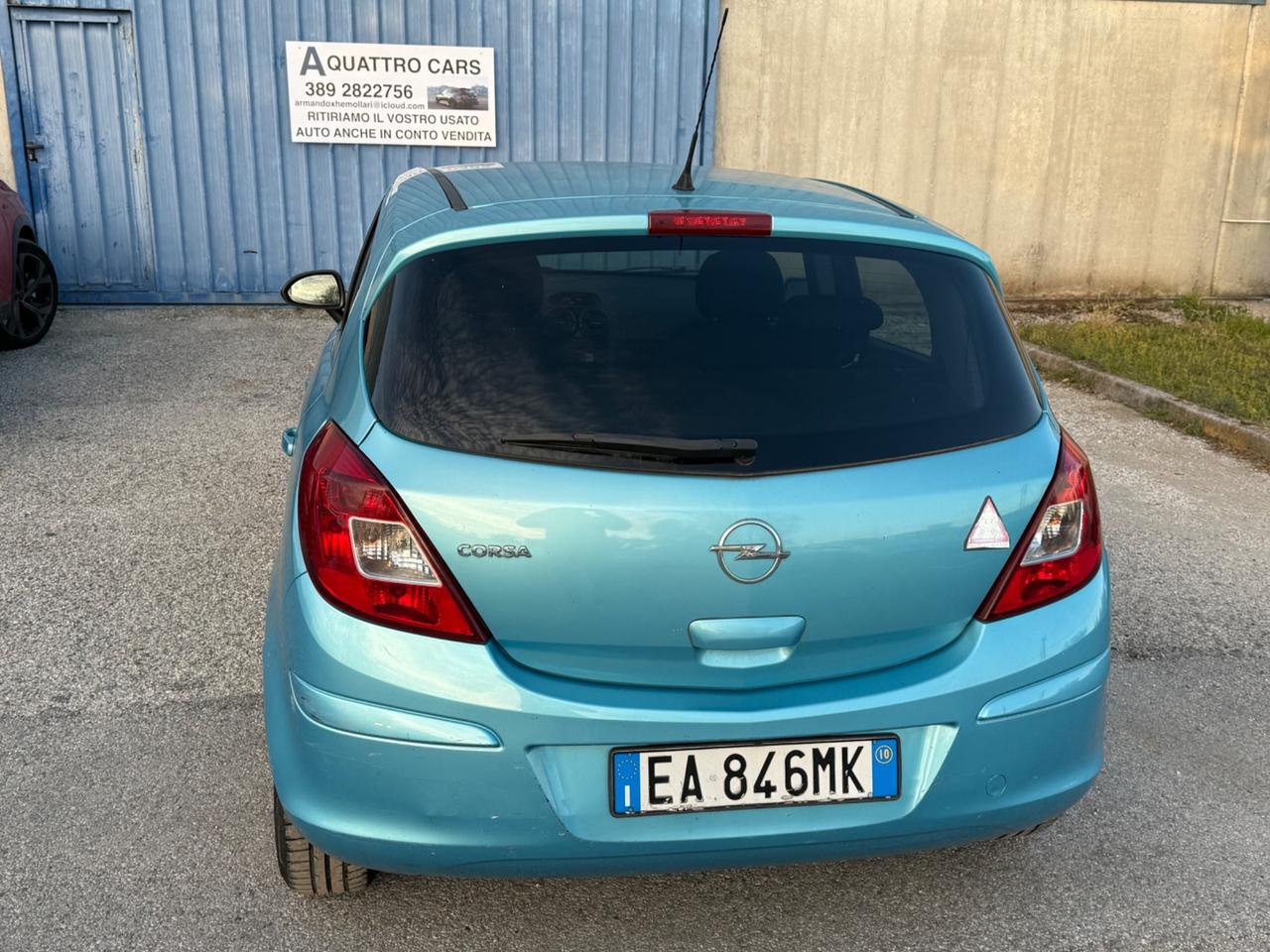 Opel Corsa 1.4 16V 5 porte Cosmo