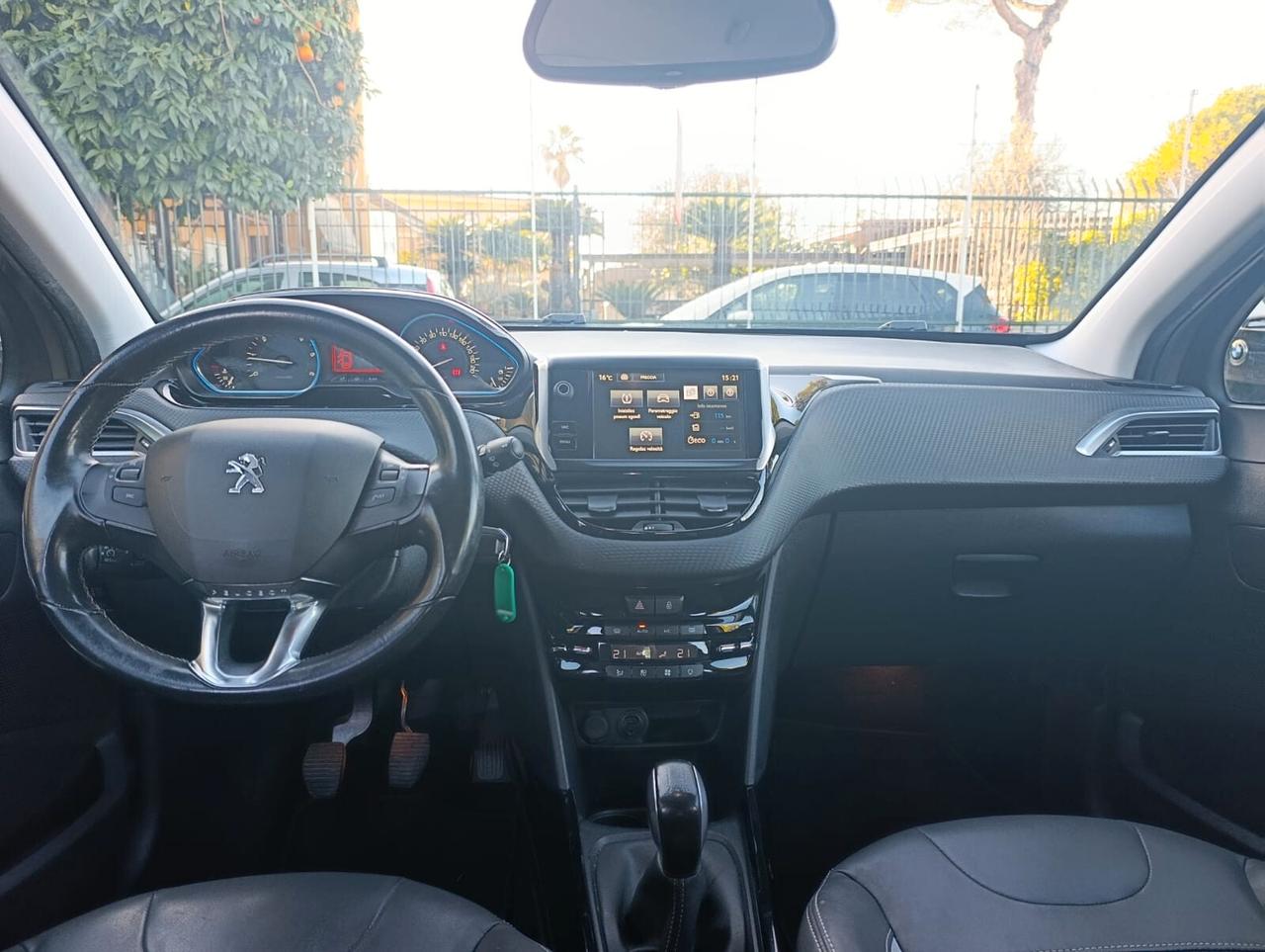 Peugeot 2008 1.6 e-HDi Allure 2015