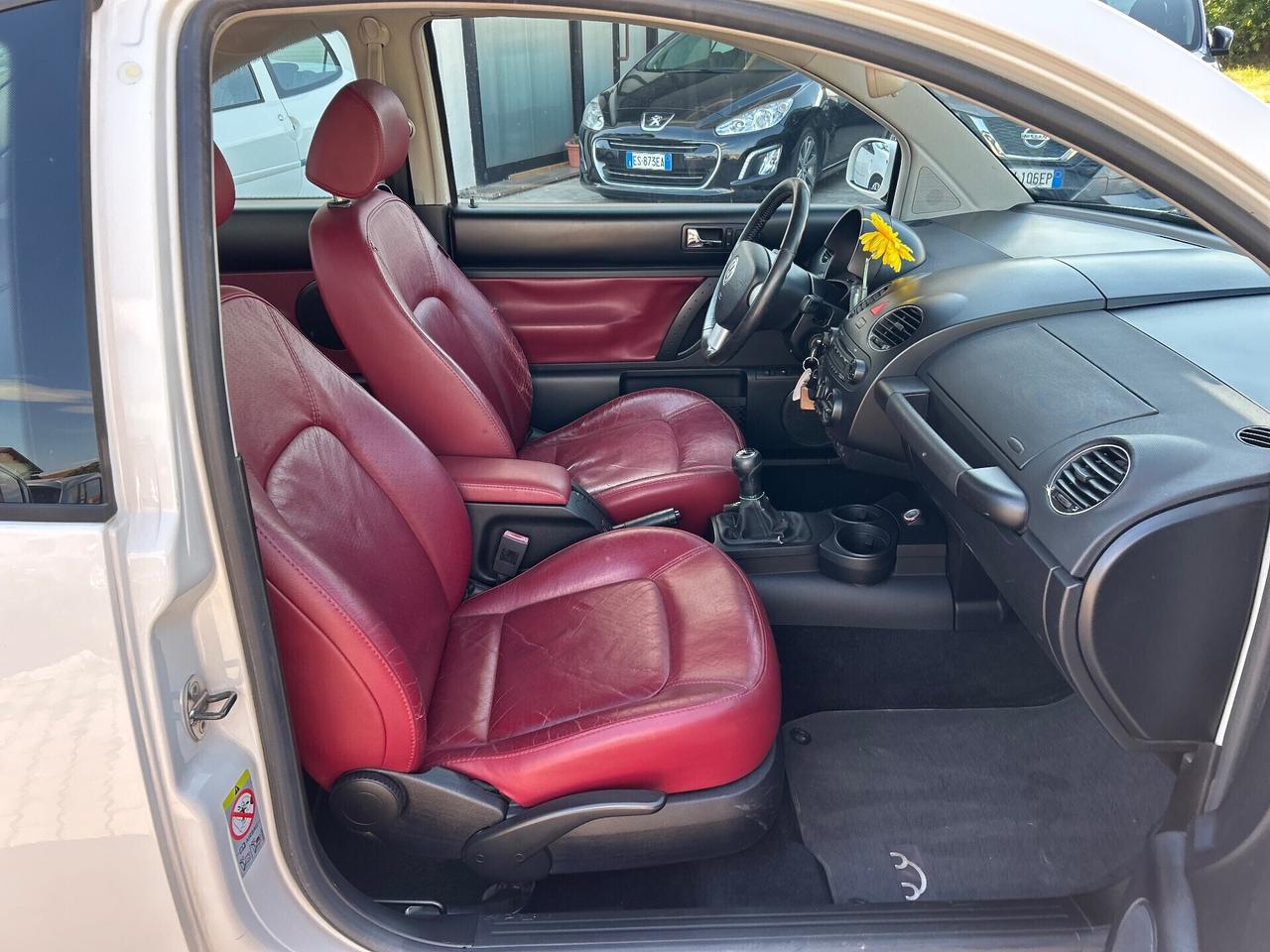 Volkswagen New Beetle 1.6 Benzina