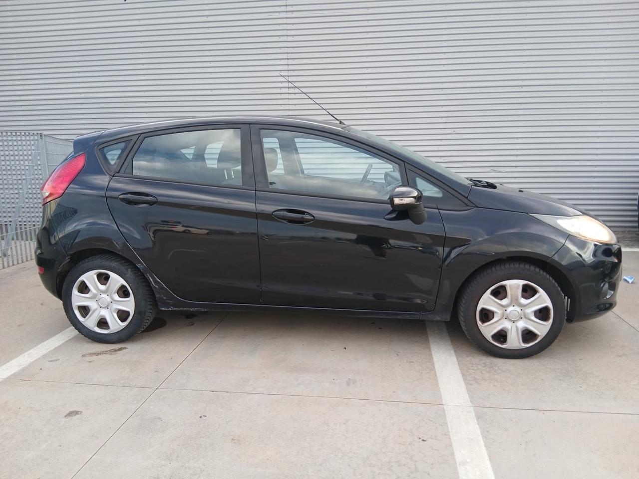 Ford Fiesta Fiesta+ 1.2 82CV 5 porte