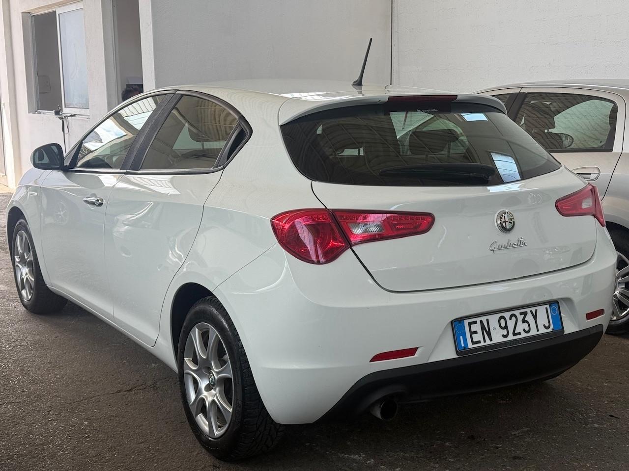Alfa Romeo Giulietta 1.4 Turbo 105 CV Progression OK NEOPATENTATI