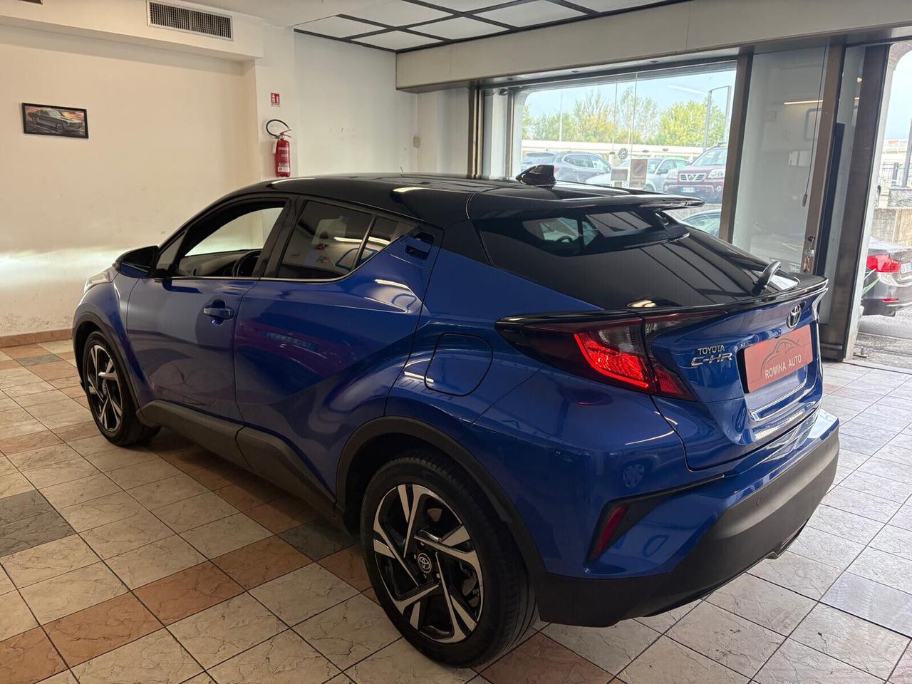 Toyota C-HR 1.8 Hybrid E-CVT Trend