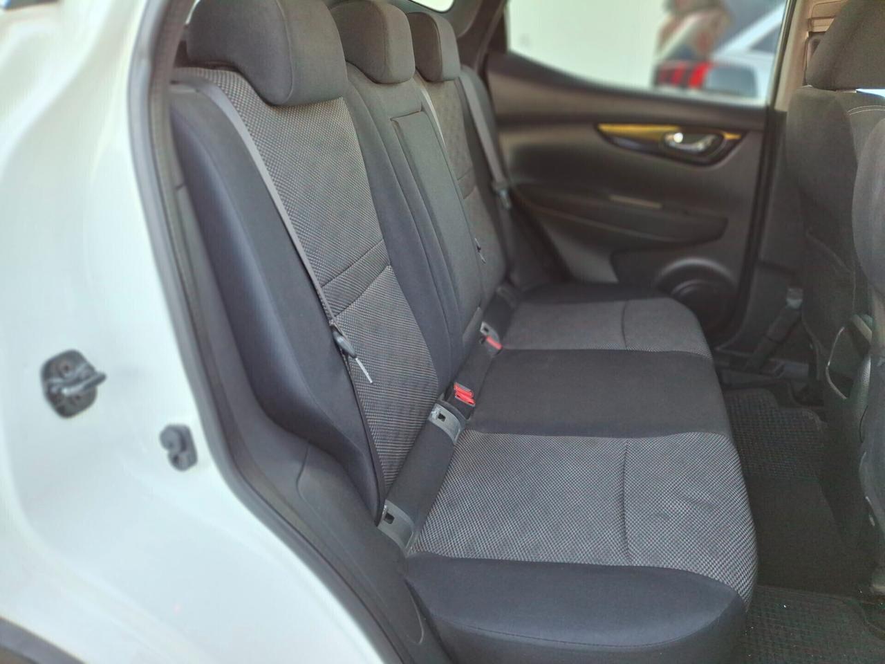 Nissan Qashqai 1.5 dCi 360