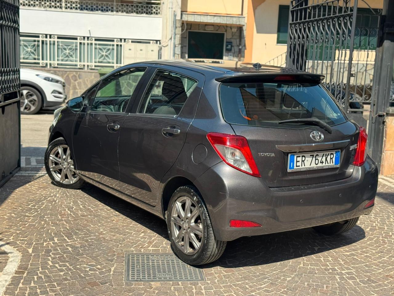 Toyota Yaris 1.3 5 porte Lounge