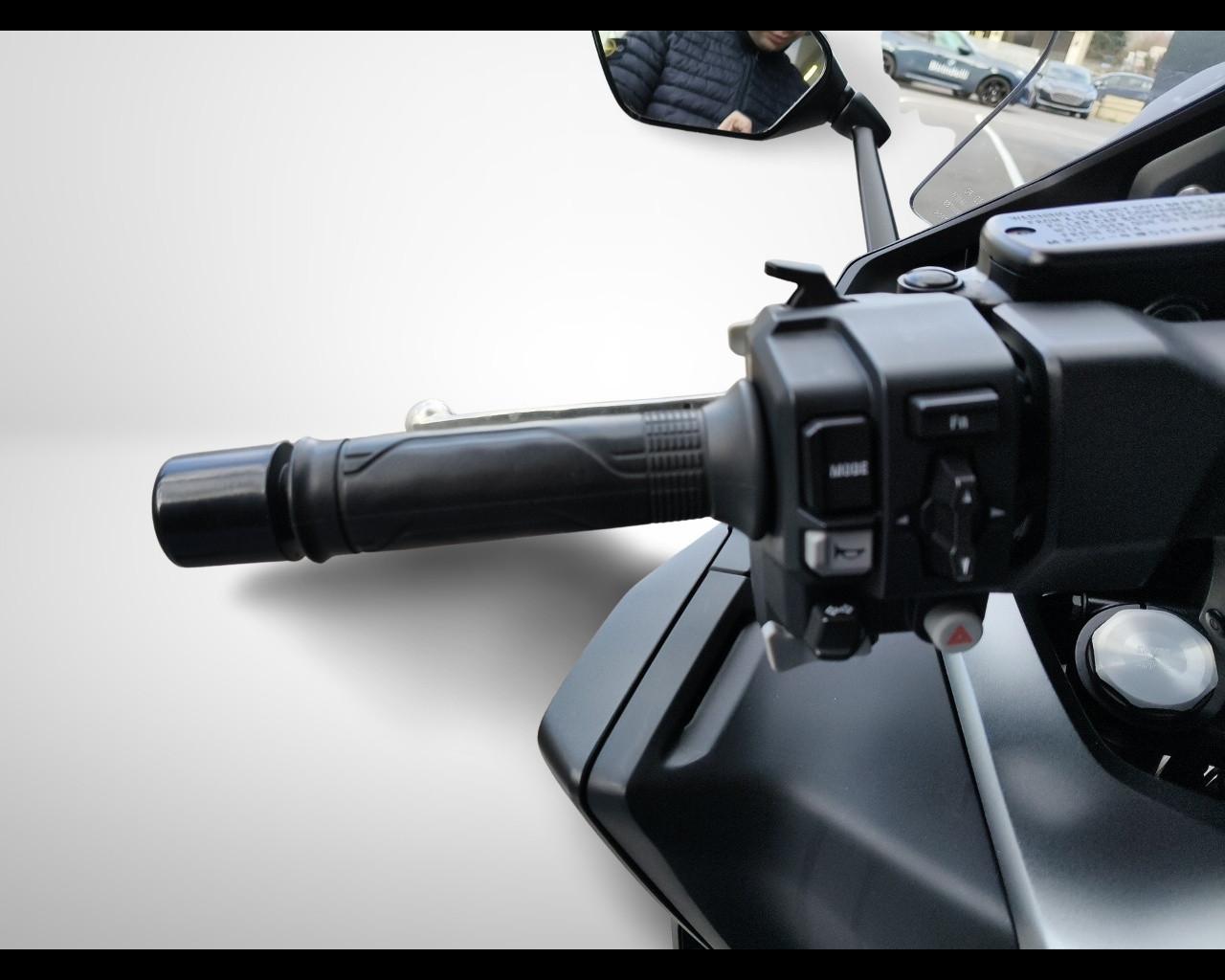 Honda Forza 750 - DCT Travel