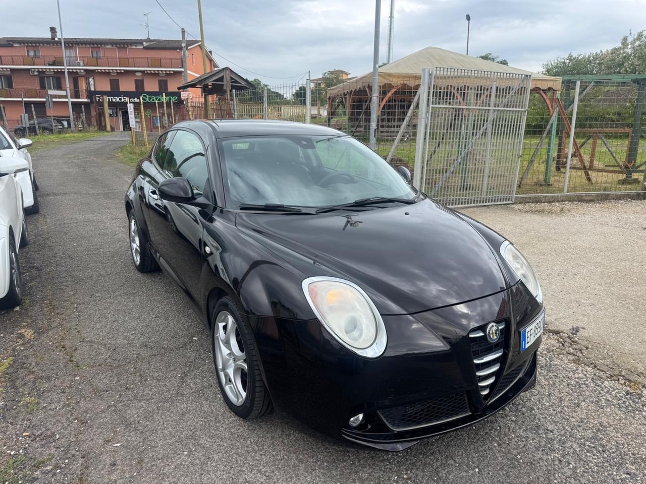 Alfa Romeo MiTo 1.6 JTDm-2 S&S Distinctive Sport Pack