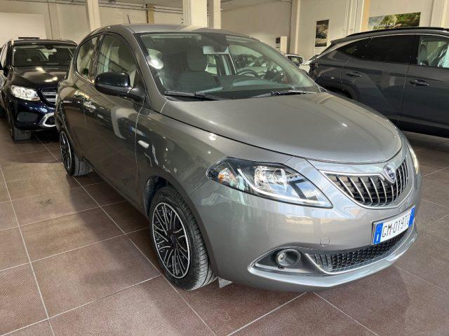 LANCIA Ypsilon 1.0 Hybrid Gold 35000km