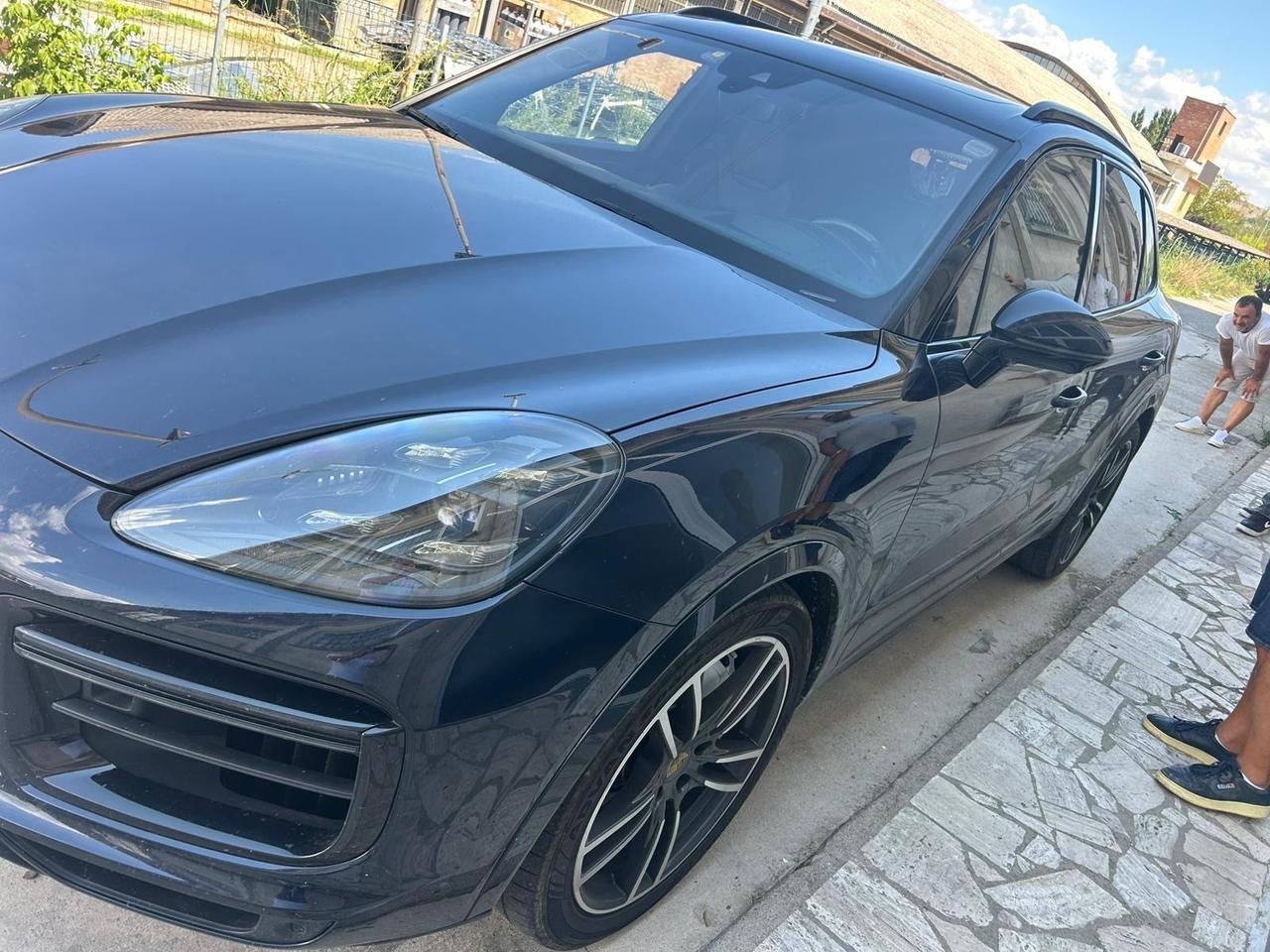 Porsche Cayenne 4.0 V8 Turbo