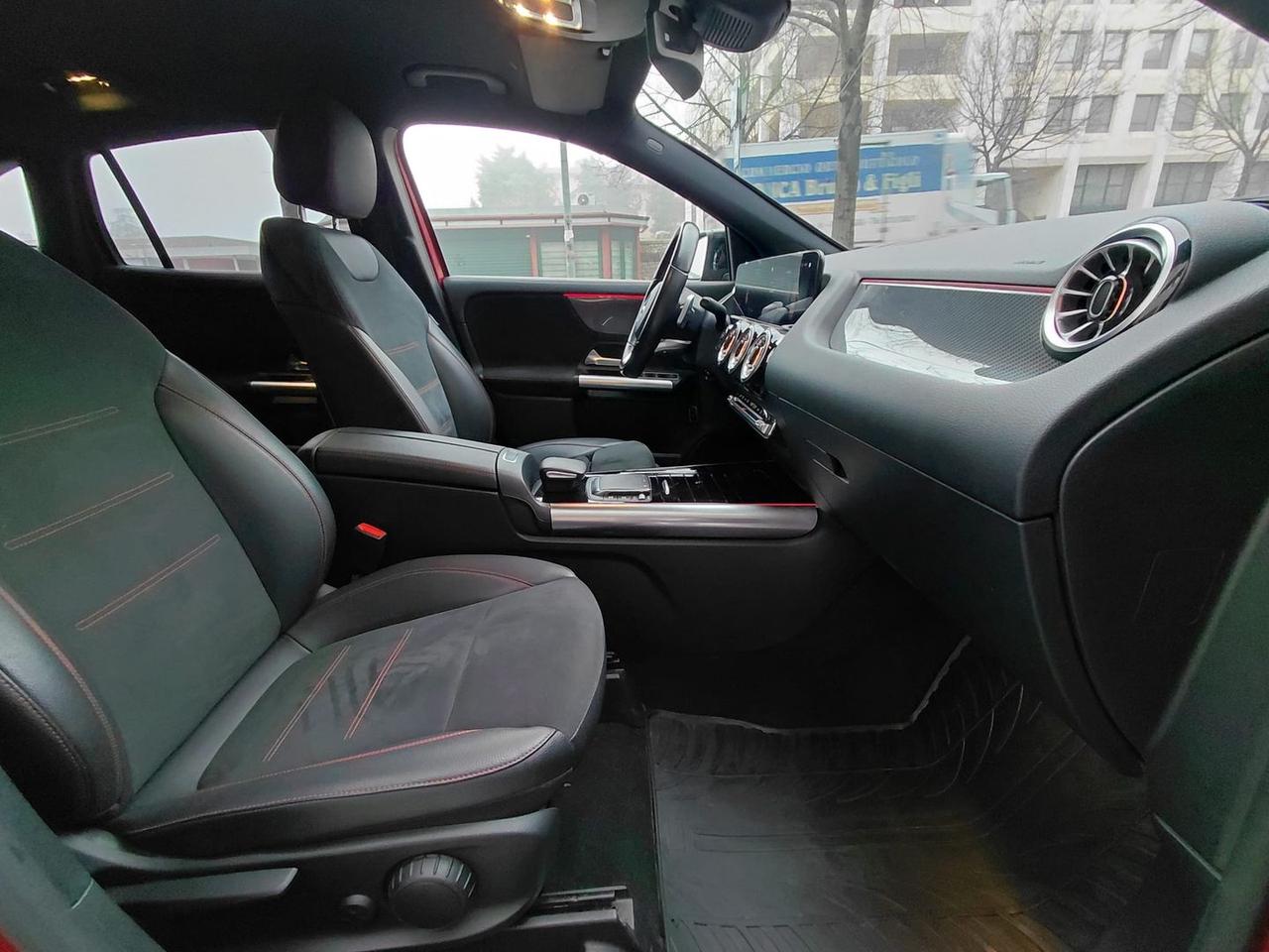 Mercedes-Benz GLA 200 AMG line Premium #7341