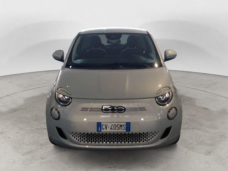 FIAT 500 Bev Hatchback My24 500e -320 Berlina
