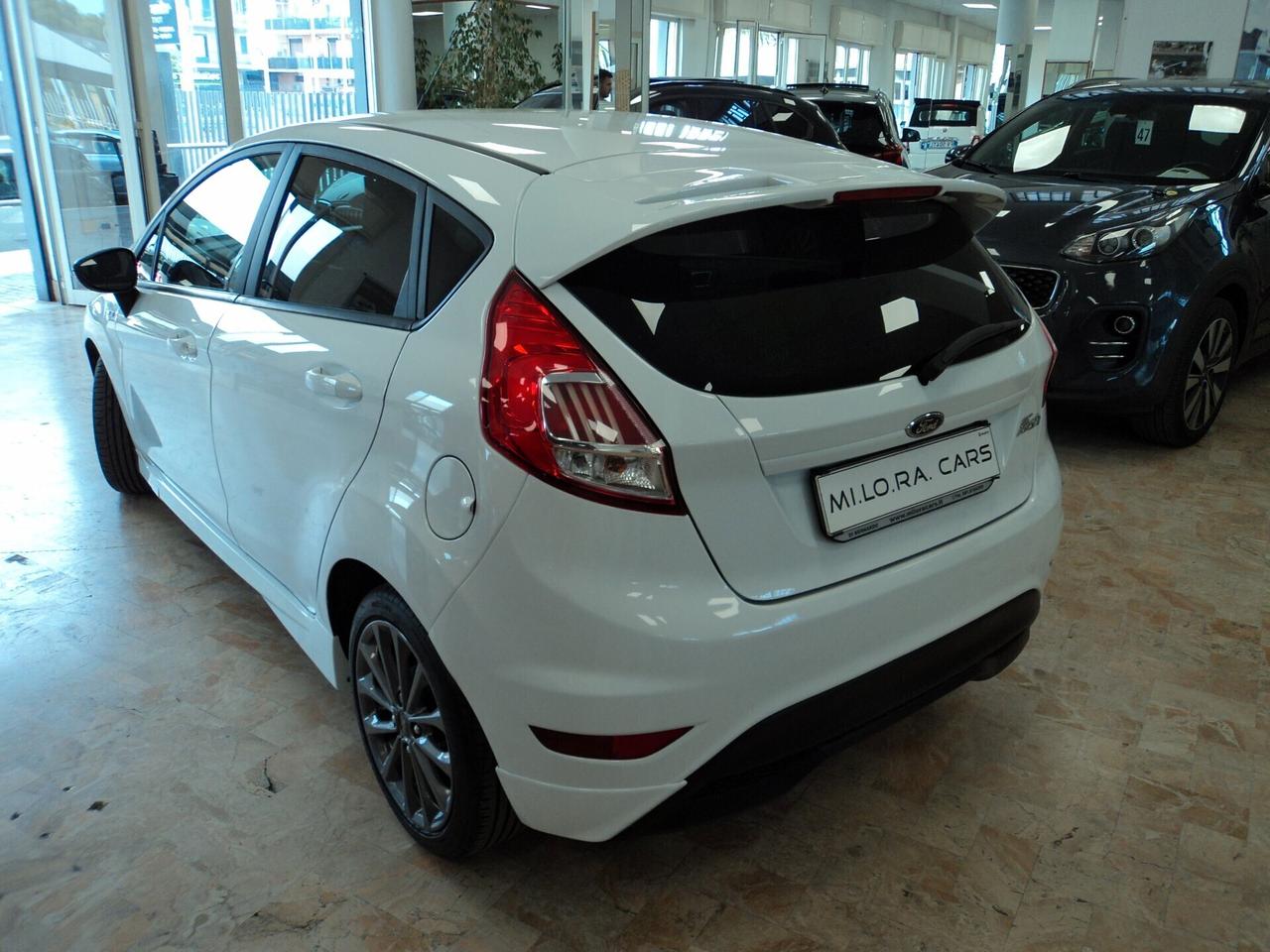 Ford Fiesta 1.5 TDCi 5 porte ST-Line