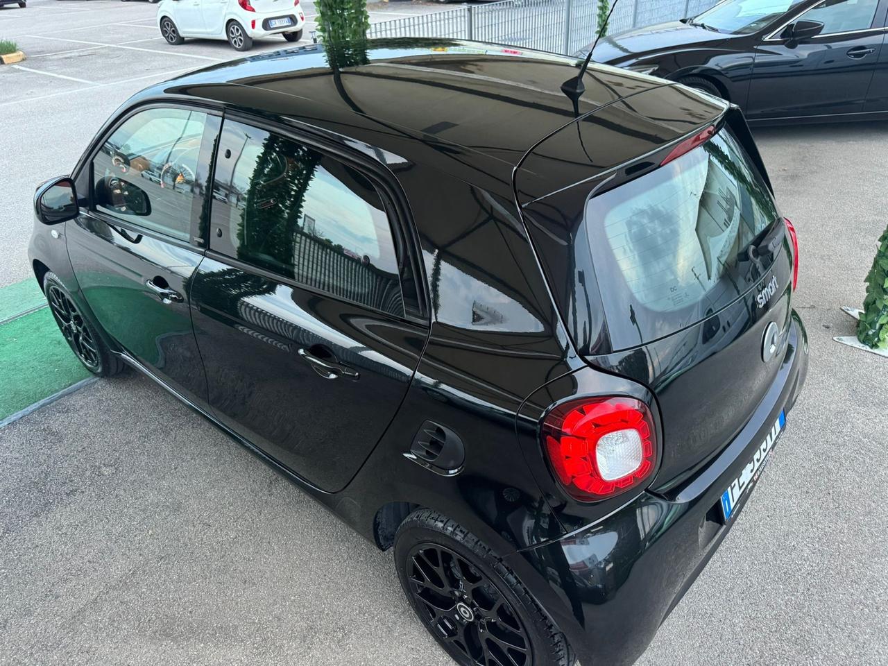 Smart ForFour 1.0 70CV TOTAL BLACK NUOVA GARANZIA