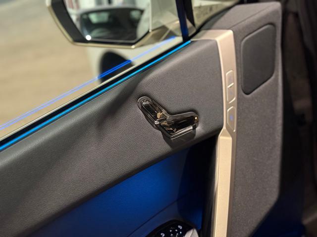 BMW iX xDrive40 Pacchetto Sportivo