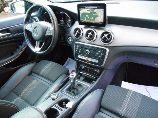 MERCEDES-BENZ GLA 180 Sport+TELECAMERE 360°+NAVIG+SEDILI RISCALDATI