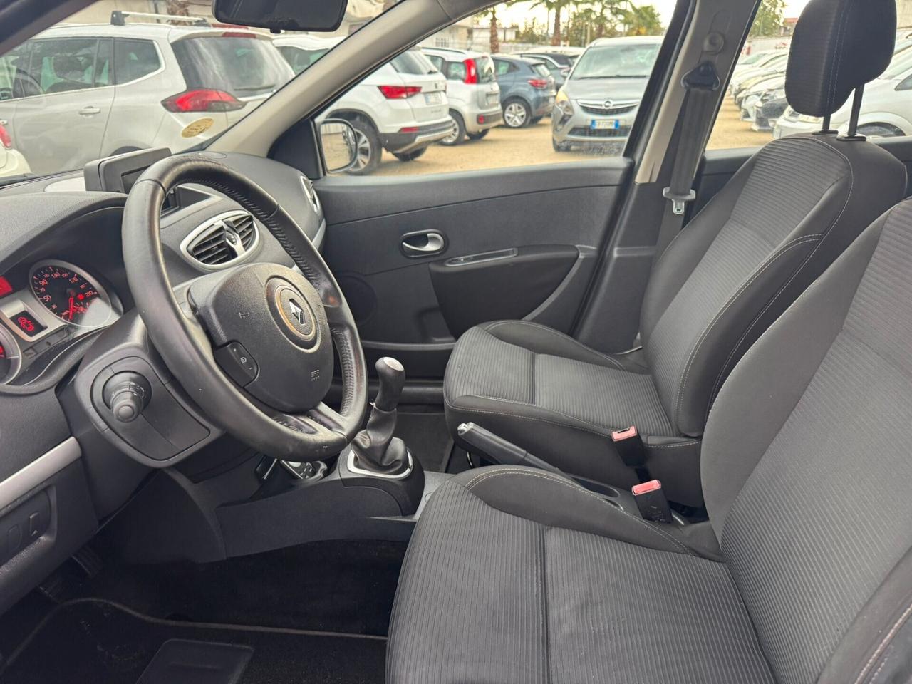 Renault Clio 1.2 16V 5 porte Live!