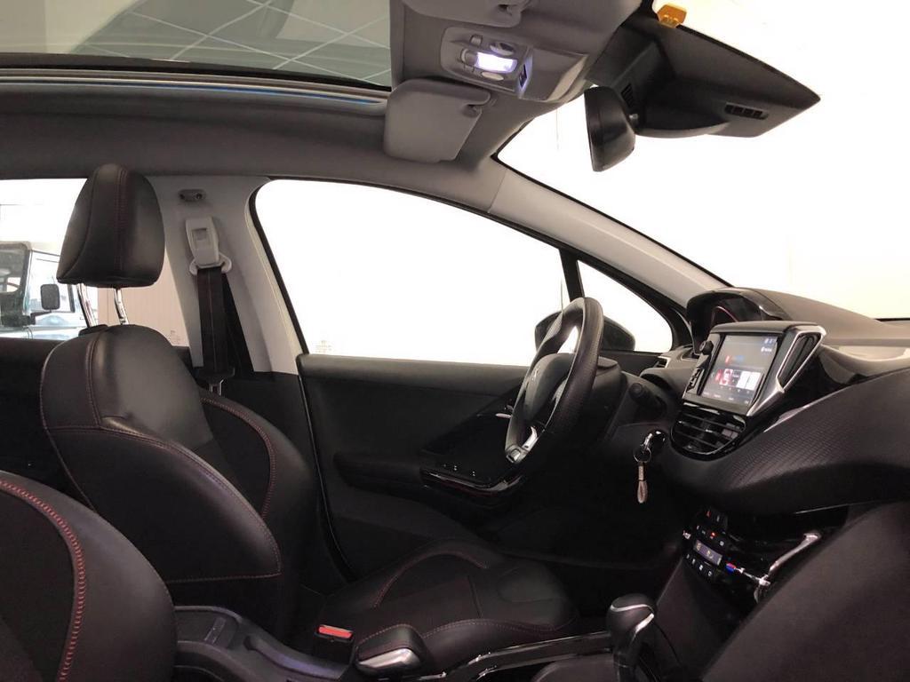 Peugeot 2008 1.2 PureTech Turbo GT Line EAT6