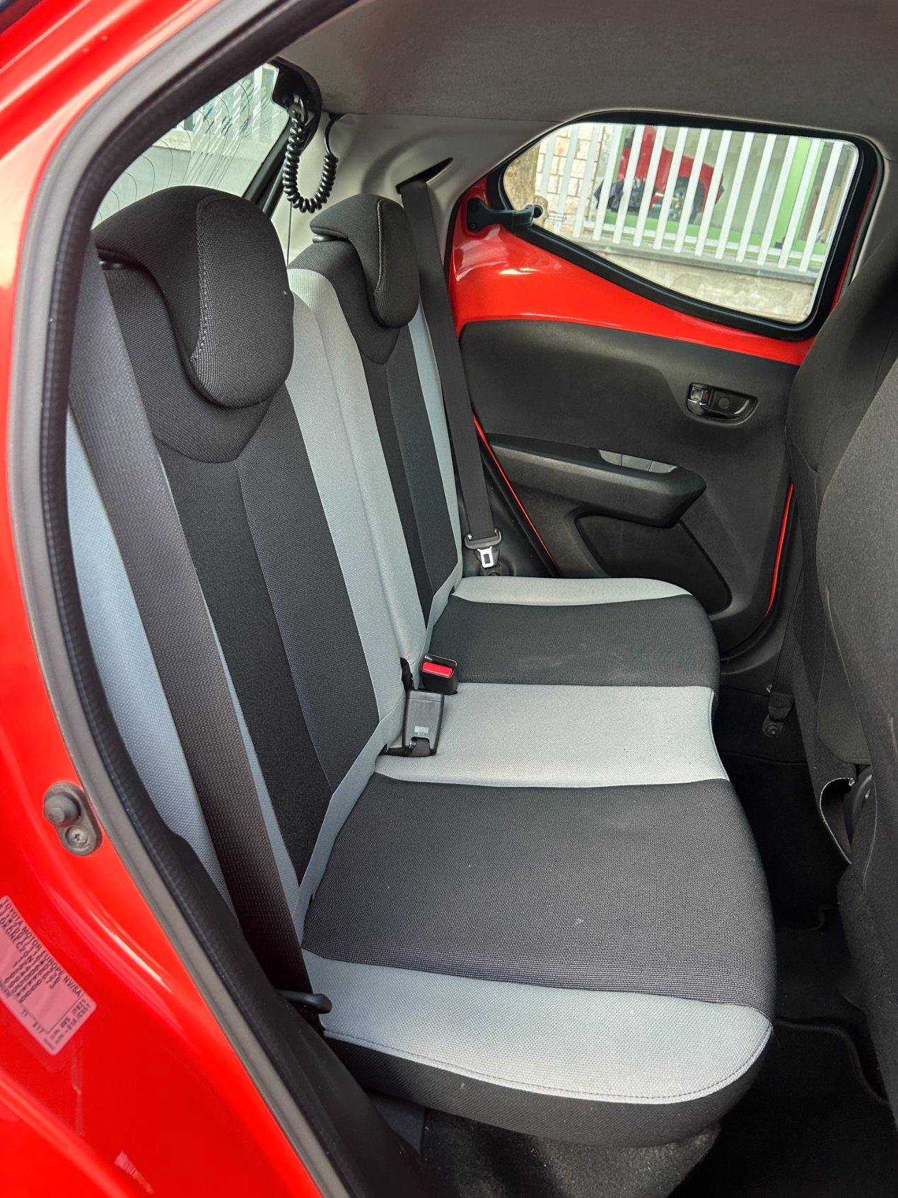 Toyota Aygo 5 Porte Aygo 5p 1.0 x-clusiv