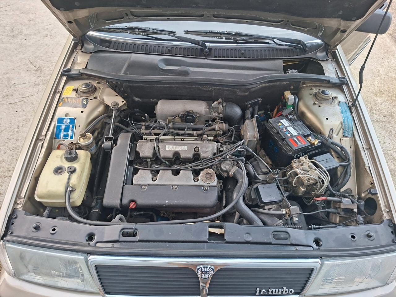 Lancia Thema 2.0 i.e. turbo prima serie 166 cv ASI