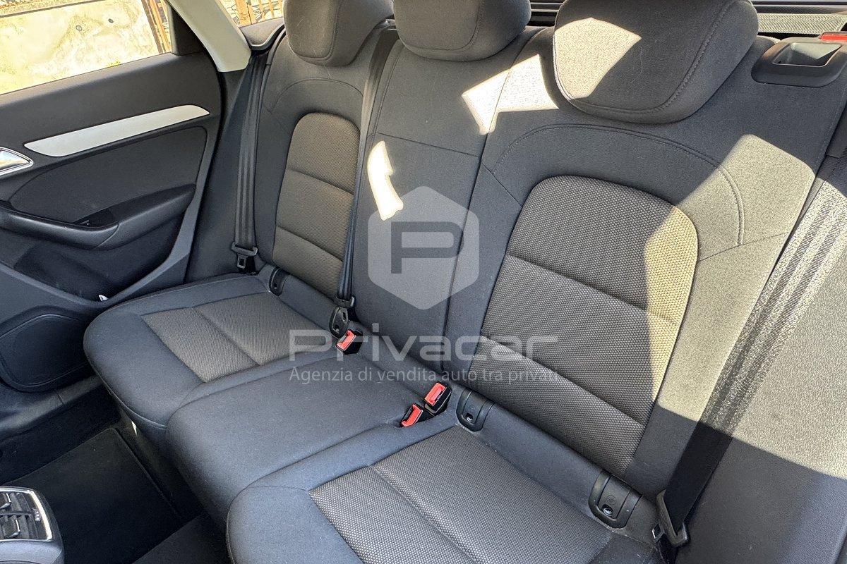 AUDI Q3 2.0 TDI quattro S tronic Edition