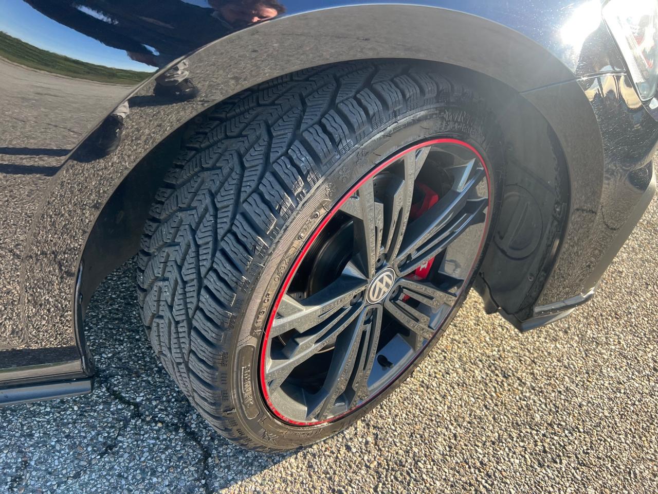 Volkswagen Golf GTI Performance 2.0 245 CV TSI DSG 5p. BMT