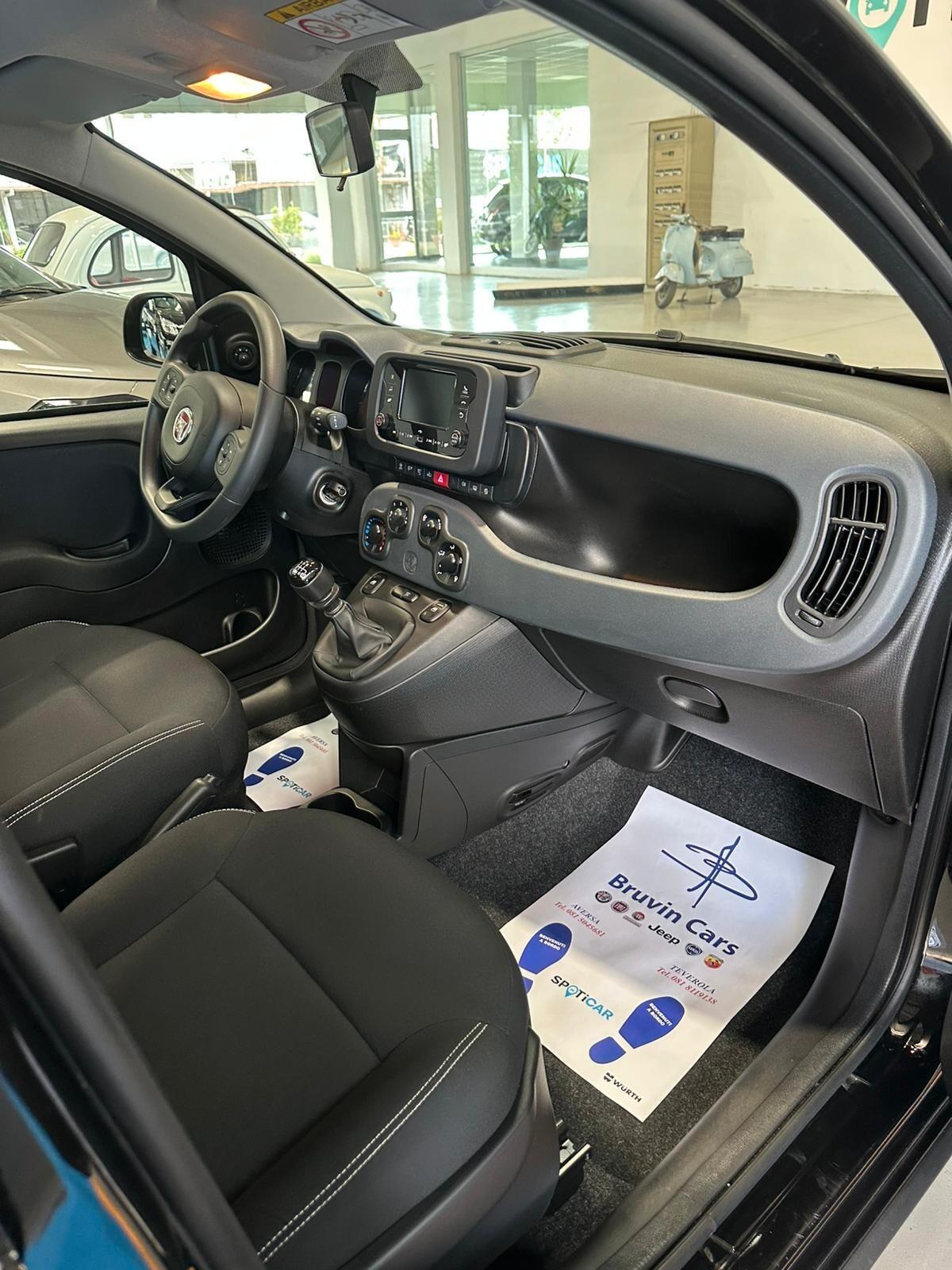 Fiat Panda 1.0 Hybrid 2024 km aziendale full optional
