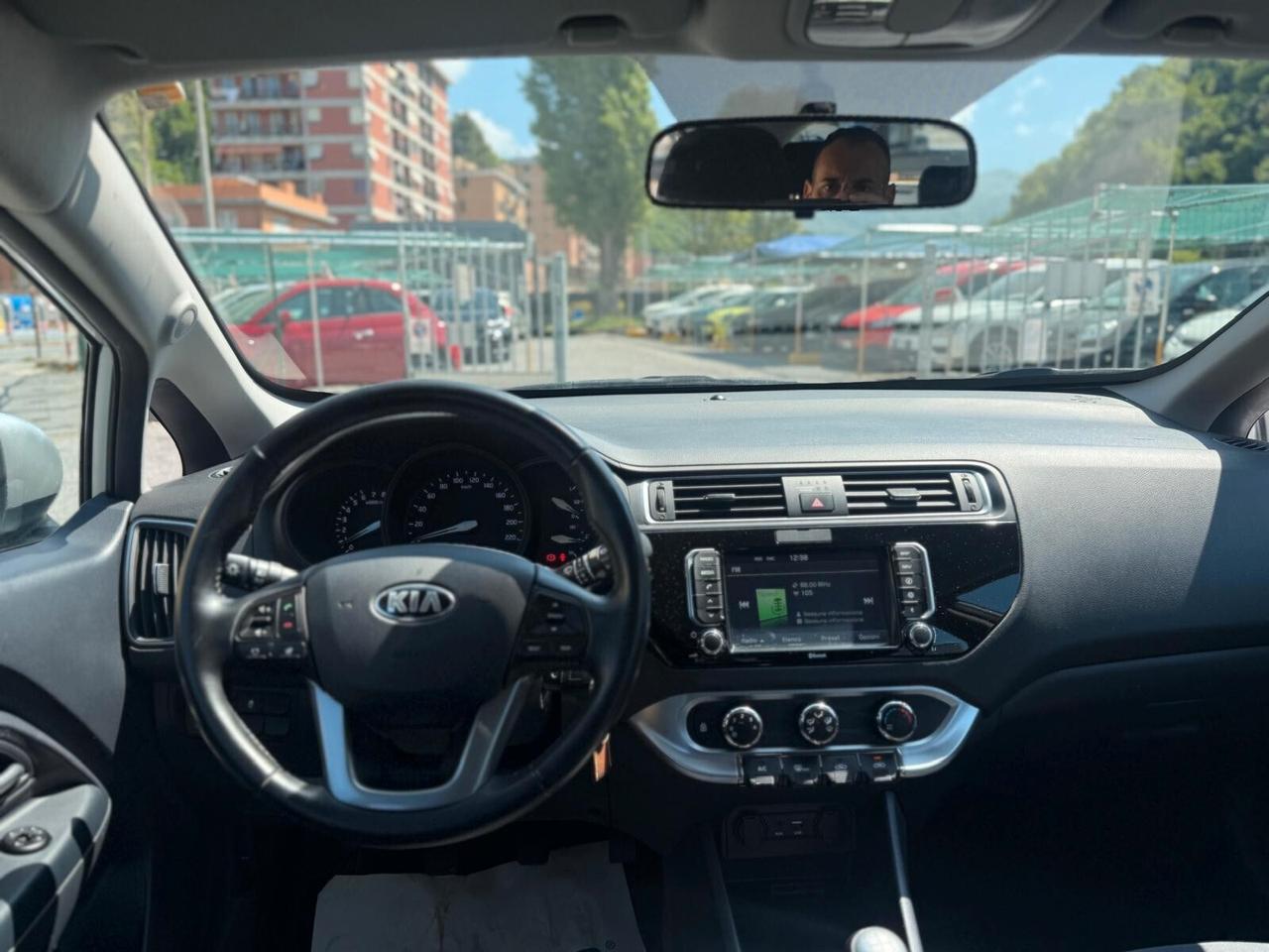 Kia Rio 1.2 CVVT 5p. Cool