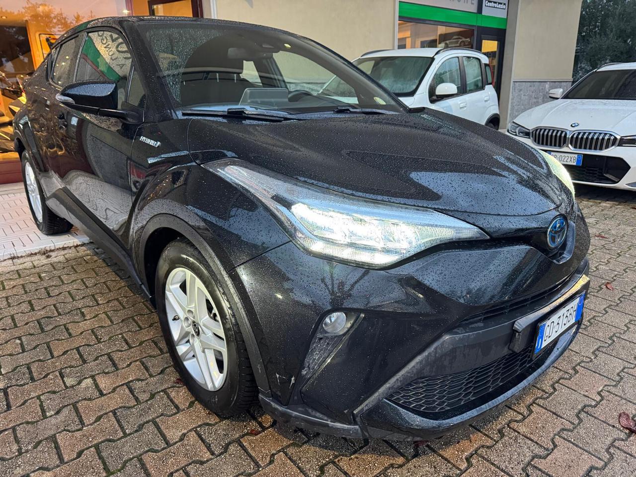 Toyota C-HR 1.8 Hybrid E-CVT Business