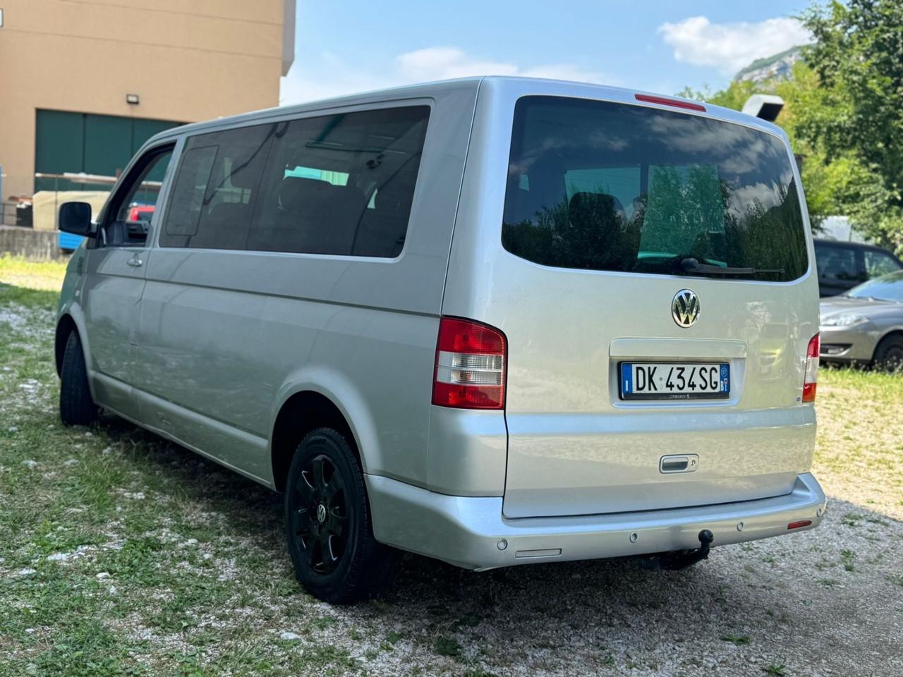 Volkswagen Transporter 2.5 TDI/130CV 9POSTI