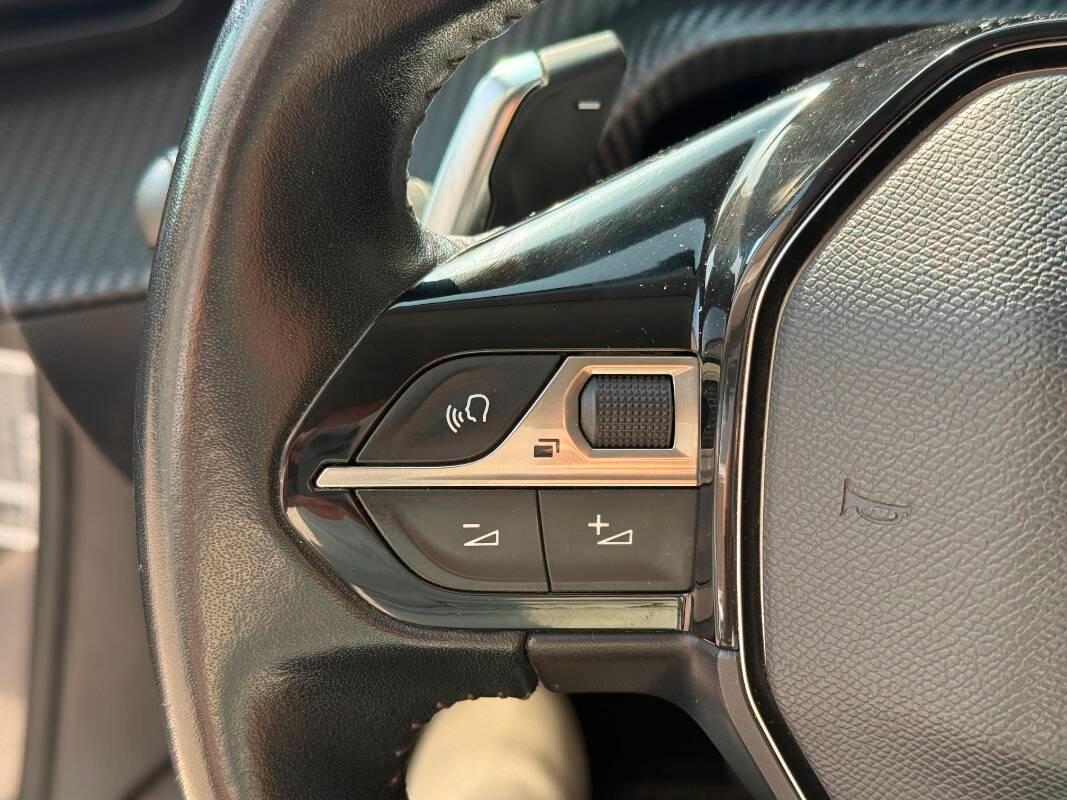 Peugeot 2008 1.5 bluehdi Allure s&s 130cv eat8