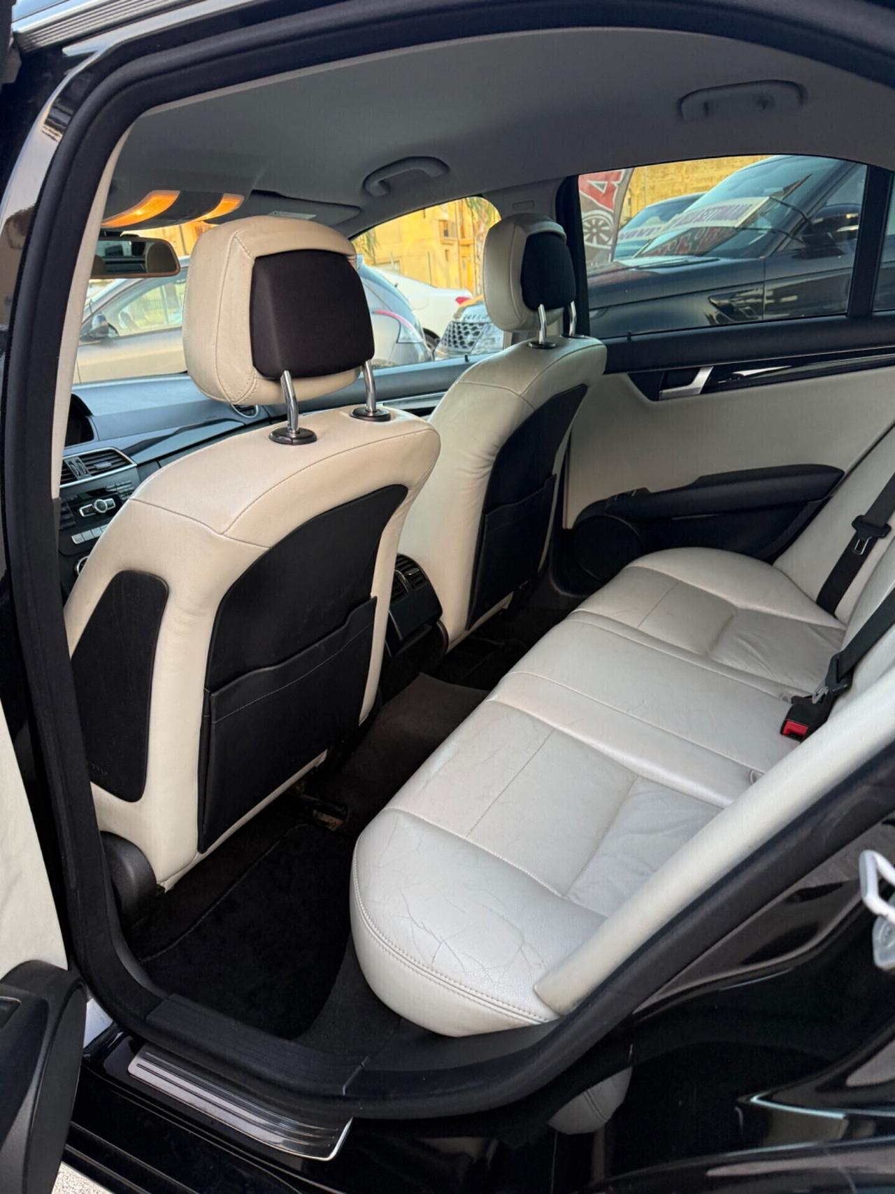 Mercedes-benz C 200 CDI BlueEFFICIENCY Avantgarde