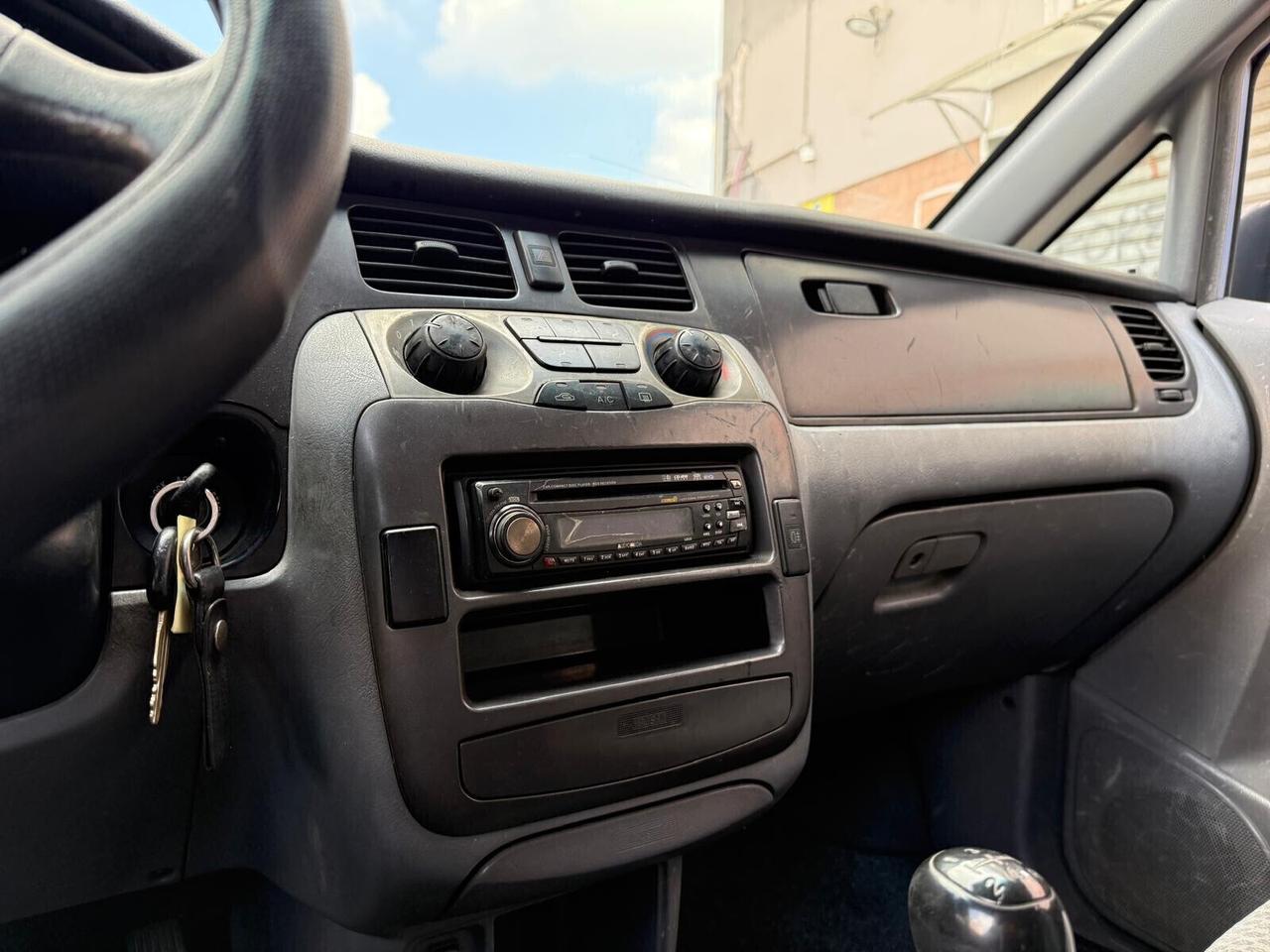 Hyundai Trajet 2.0 CRDi TD 16V Dynamic