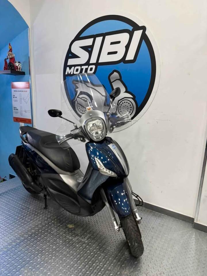 Piaggio Beverly 350