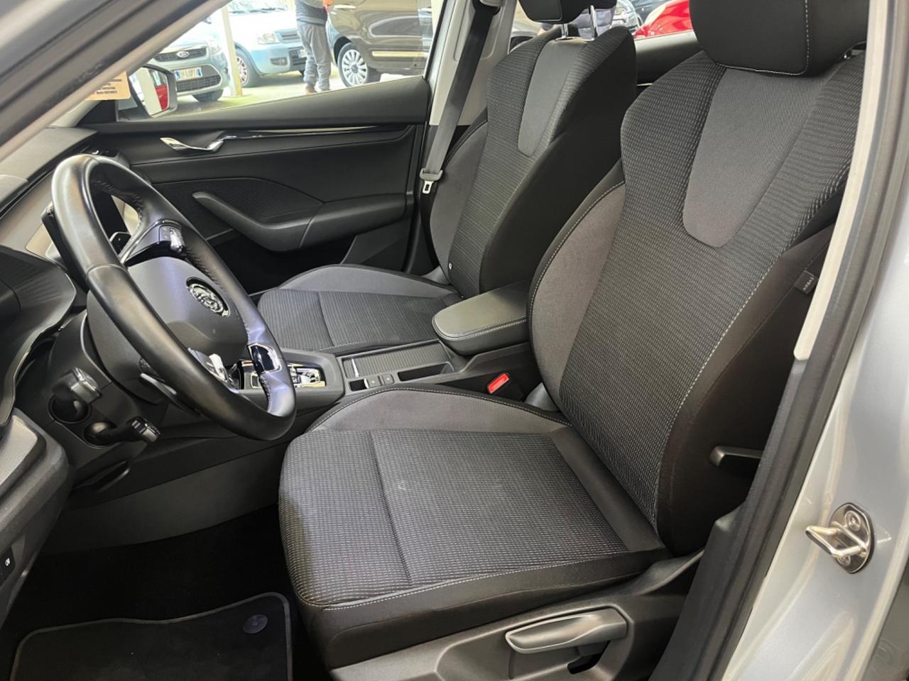 Skoda Octavia 2.0 TDI 116 CV DSG Wagon Style