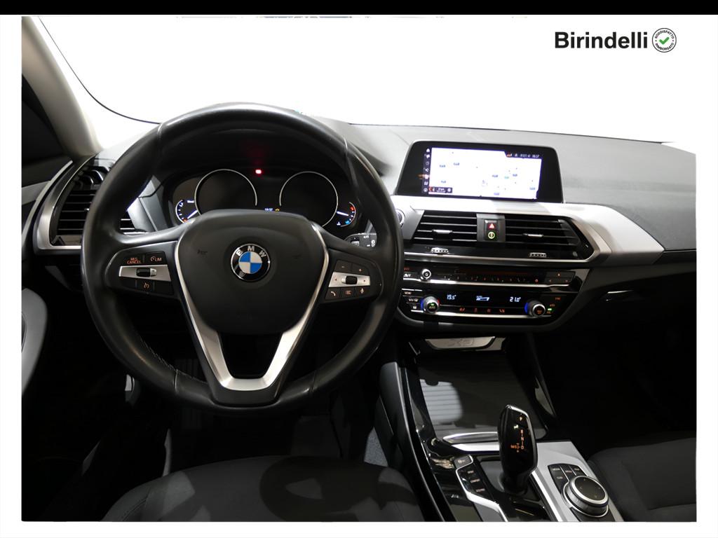 BMW X3 (G01/F97) - X3 sDrive18d Business Advantage