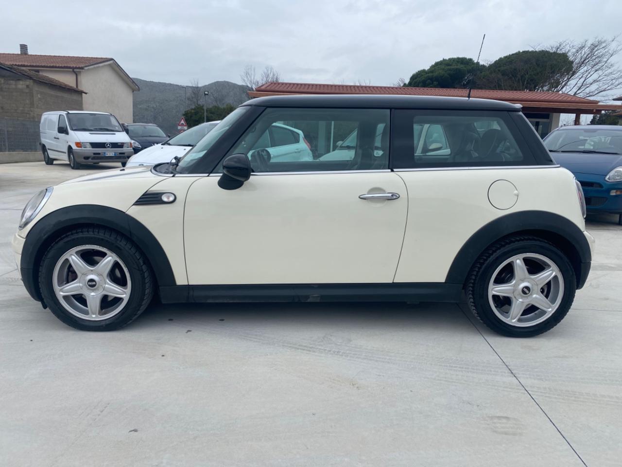 Mini Mini 1.6 16V Cooper D 2008