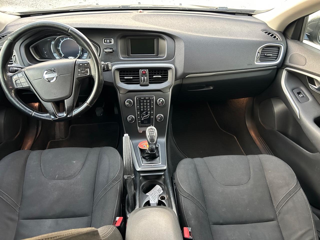 Volvo V40 D2 1.6 Summum
