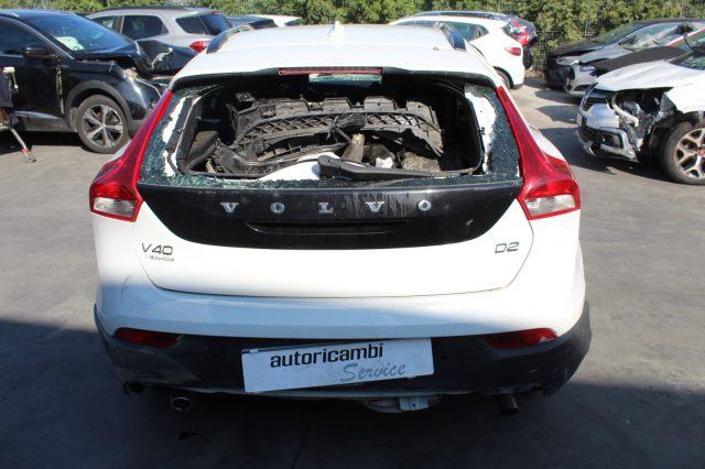 VOLVO V40 Cross Country 2.0 D2 120CV BUSINESS CAMBIO MANUALE