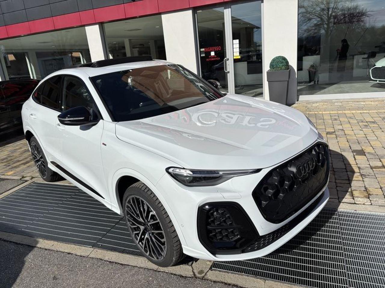 Audi Q5 SPB 40 TDI 204 CV quattro S tronic Identity Black