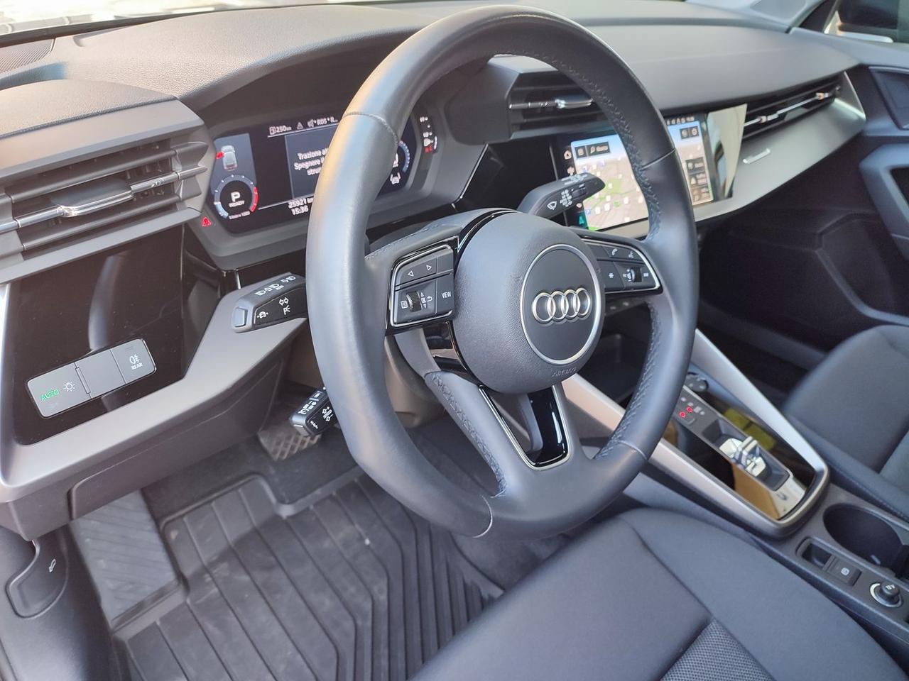 Audi A3 1.0 30 TFSI MHEV Sportback Business #9915