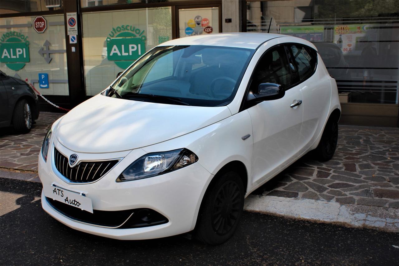 Lancia Ypsilon 1.0 FireFly 5 porte S&S Hybrid UnYca 22000 km