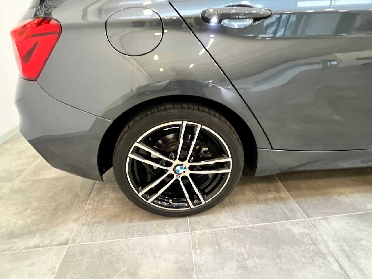 Bmw 118 118d 5p. Msport