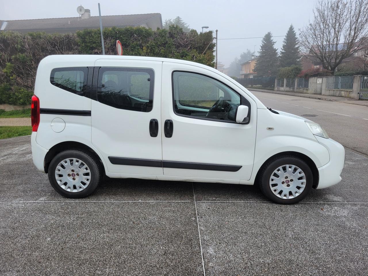 Fiat Qubo 1.3 MJT 75 CV Trekking