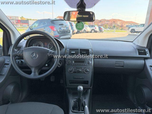 MERCEDES-BENZ A 160 BlueEFFICIENCY Executive