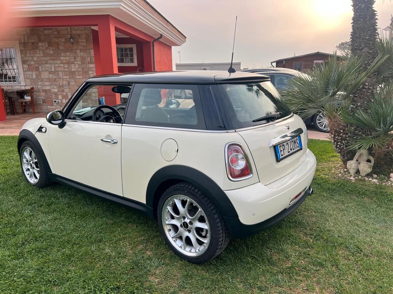 Mini Cooper Coupe 1.6 Coupé