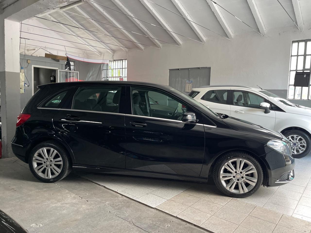 Mercedes-benz B 180 CDI BlueEFFICIENCY Premium