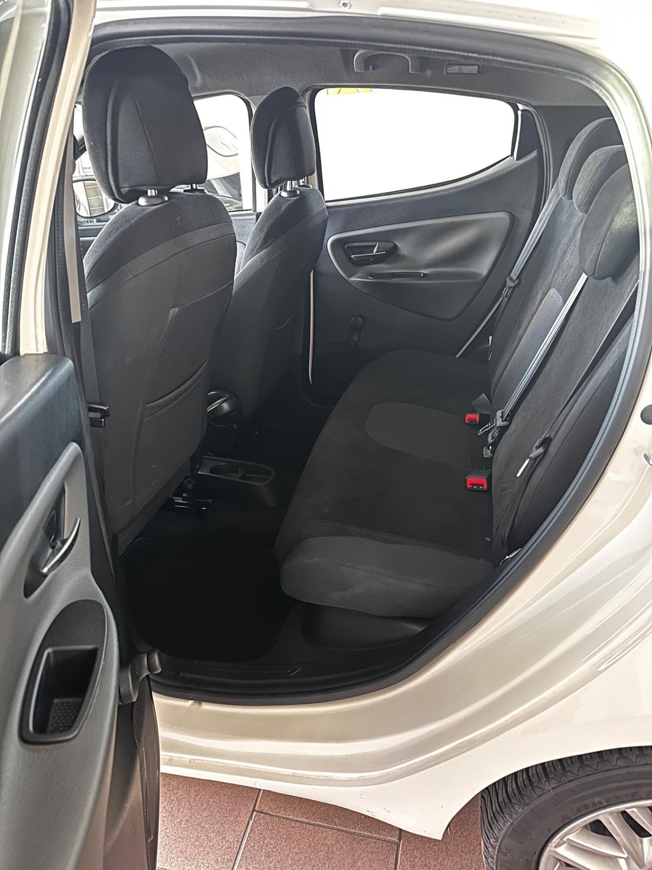 Lancia Ypsilon 1.3 MJT 16V 95 CV 5 porte S&S Gold