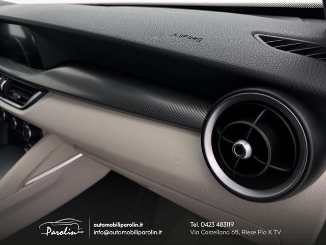 ALFA ROMEO Stelvio 2.2 Turbodiesel 210 CV AT8 Q4 Veloce total Black