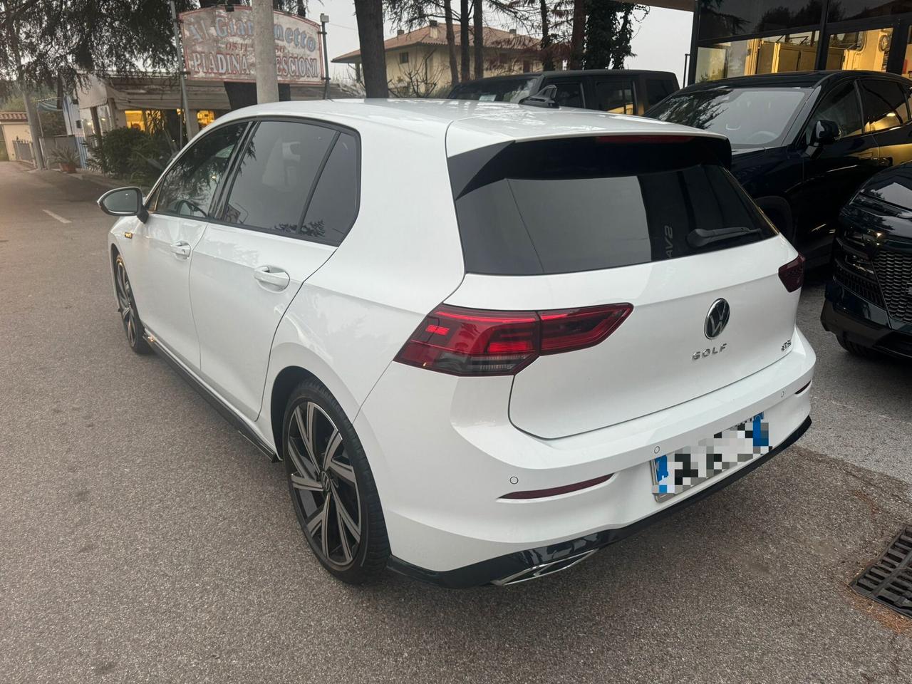 Volkswagen Golf VIII 2020 1.5 etsi R-Line 150cv DSG *PROMO*