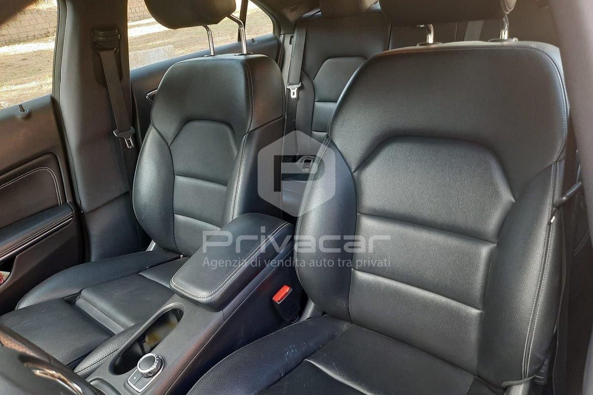 MERCEDES CLA 180 Business