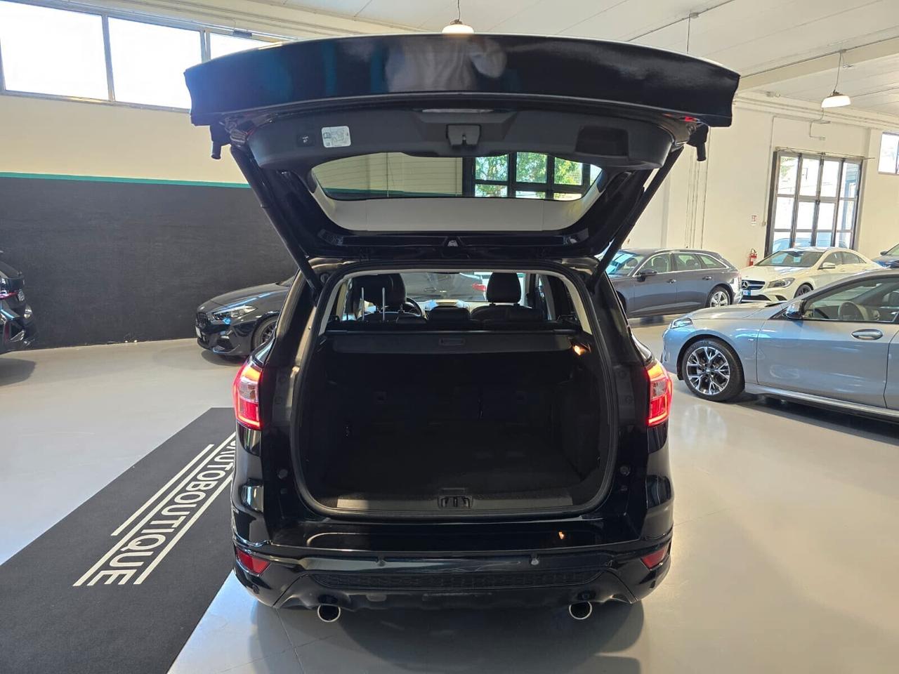 Ford Kuga 2.0 TDCI 150 CV S&S 4WD Powershift Vignale CAM/SONY/BI-XENO